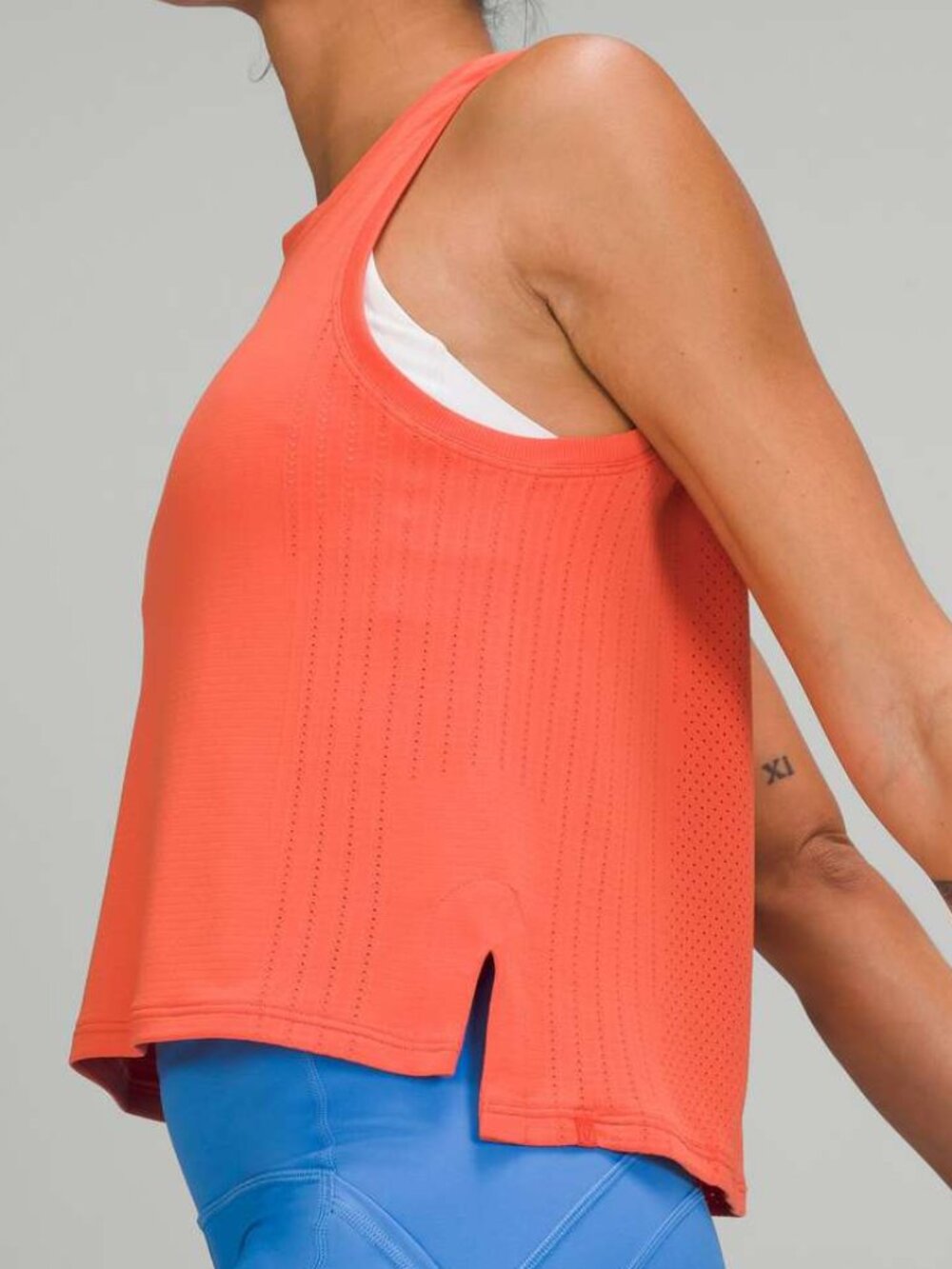lululemon athletica Train to Be Tank NWT Size 12 - Warm Coral